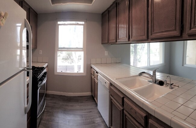 Photo - Spacious 3 bd/2ba 2 story Condo In San Marcos