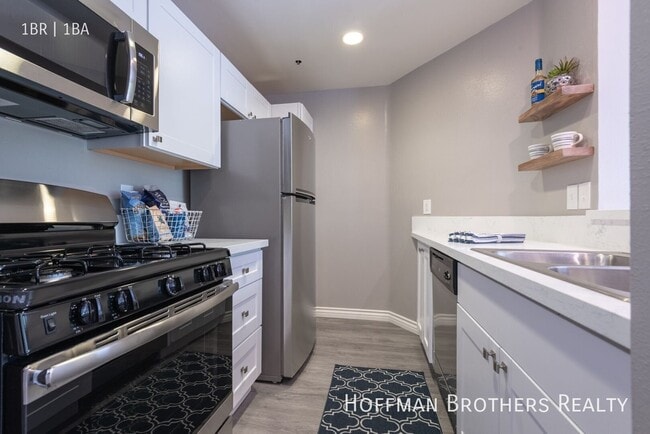 Photo - 11473 Riverside Dr Unit 308