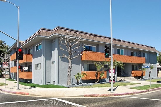 Photo - 11825 National Blvd Apartment Unit 5