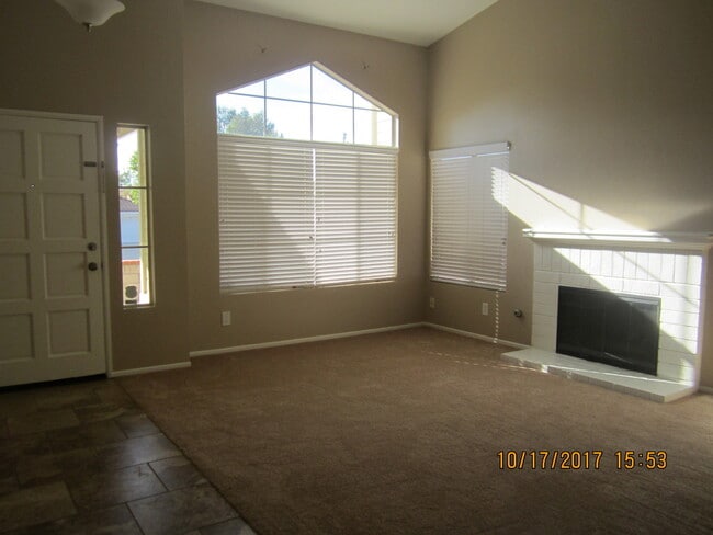 Photo - CANYON CREST GORGEOUS SINGLE STORY