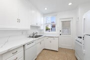 Photo - 5726 Lasaine Ave House