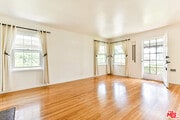 Photo - 2468 Glencoe Ave