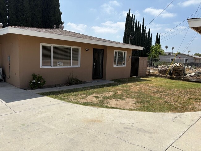 Charming Remodeled 3-Bedroom, 2-Bath in Po... - Charming Remodeled 3-Bedroom, 2-Bath in Po... House