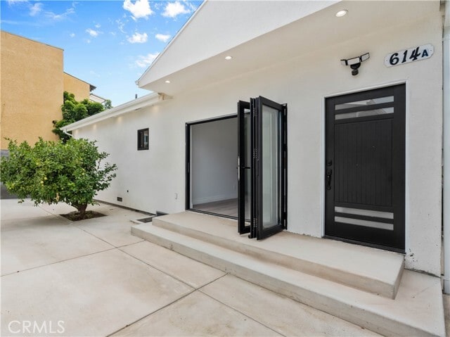 Photo - 614 E Lomita Ave