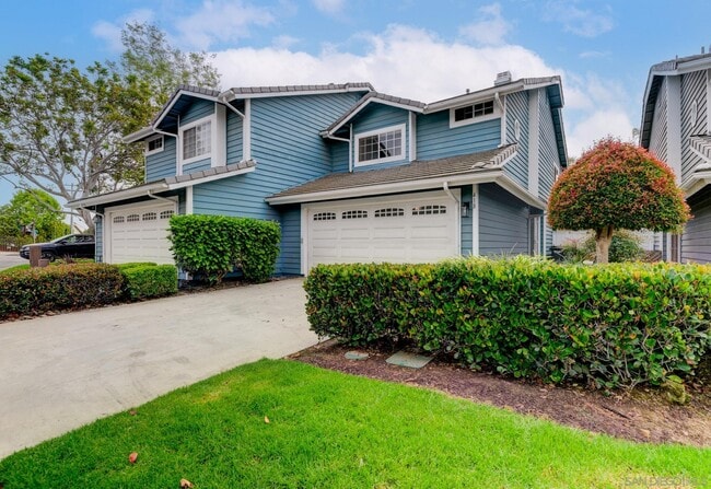 Photo - 418 Summer View Cir Townhome