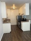 Kitchen Area - 3436 Vinton Ave Apartments