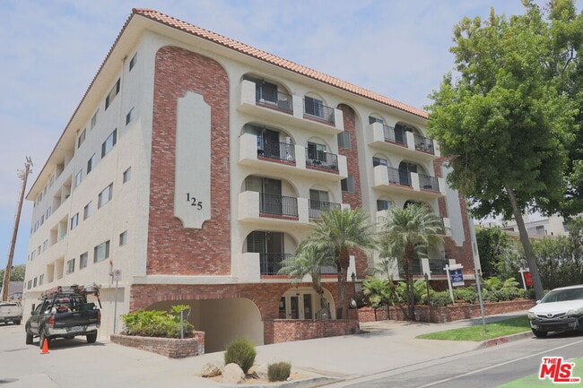 Building Photo - 125 Montana Ave Unit 101