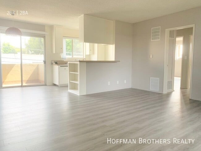 Photo - 1642 Barry Ave Condo Unit 4A
