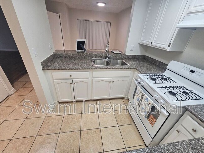 Photo - 926 Wilmington Blvd Unit 08