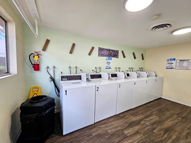 Photo - Crestwood Apartments