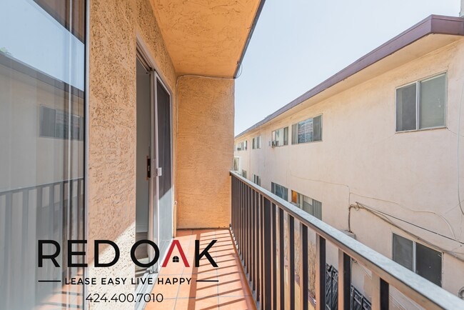 Photo - 4069 Oakwood Ave Unit 12