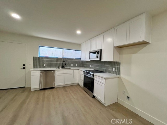 Building Photo - 1027 N Coast Hwy Unit G