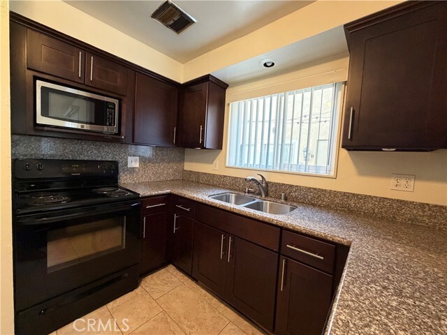 Photo - 4115 Hilaria Way