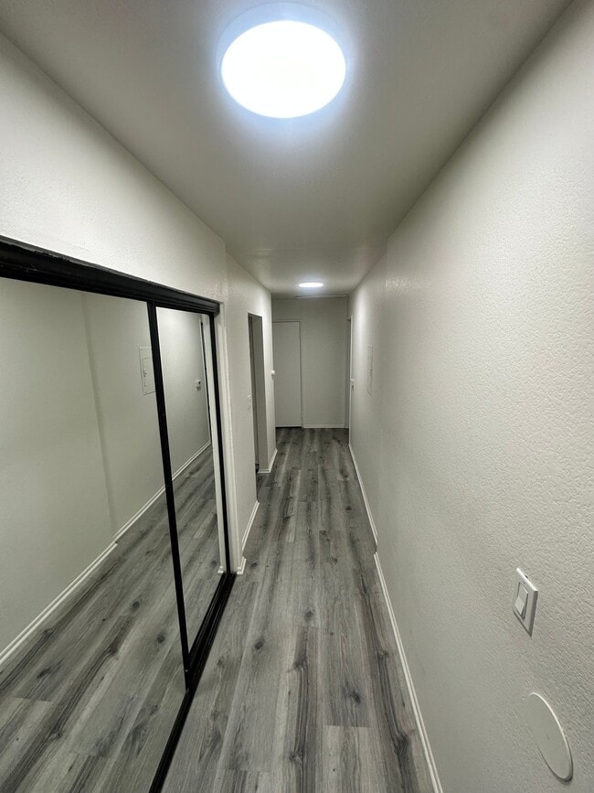 Photo - 7040 Haskell Ave Unit 310