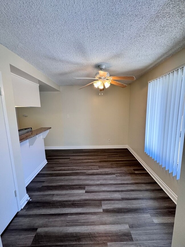 Photo - Beautifully Renovated 2 Bed / 1.5 Bath Apartment for Rent in Los Alamitos! Unit 2