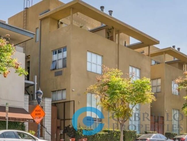 Building Photo - 908 G St Unit 11