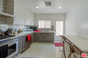 Photo - 2256 Montrose Ave Unit 2