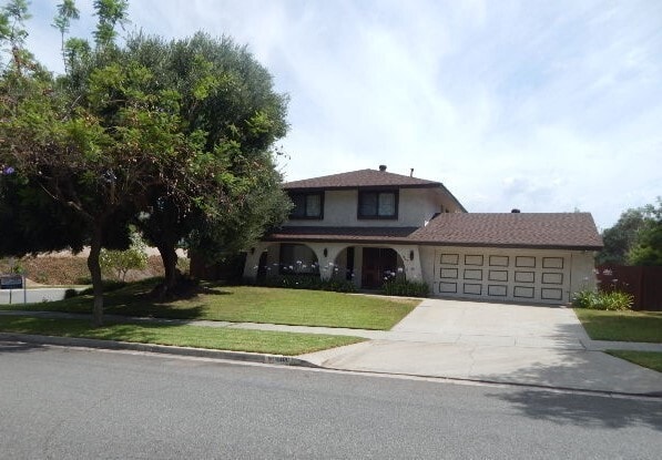 Building Photo - FANTASTIC SINGLE FAMILY RESIDENCE 4 Bedrooms, 2.5 Bathrooms HOME IN CANYON CREST!!! **((RESERVED))**