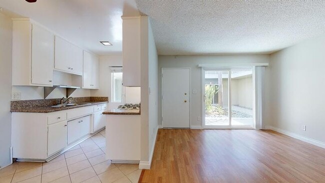 Photo - 2611 Ocean Ave