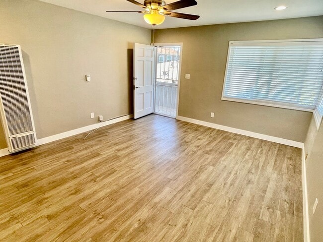 Photo - Bright & Modern Second-Floor Apartment – Natural Light, Comfort & Convenience! Unit 4143