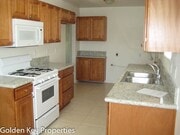 Photo - 2BR/1BA Duplex in Oceanside! Pet Friendly!...