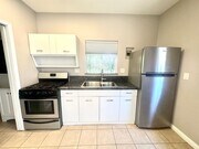 Photo - Charming Back House in the Heart of Clarem...