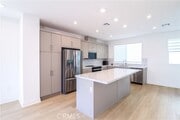 Photo - 681 S Lyon St Condo