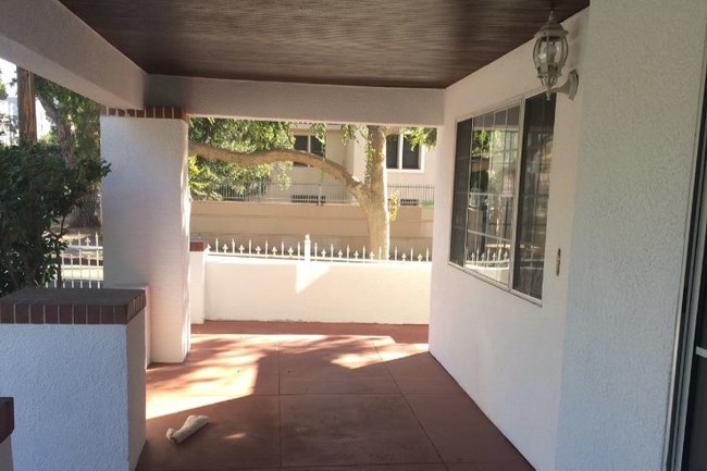 Photo - 5702 Carlton Way