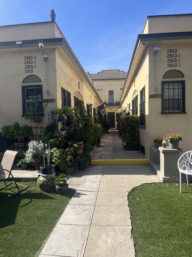 Photo - 2815 1/4 S Norton Ave Unit 2815 S Norton Ave