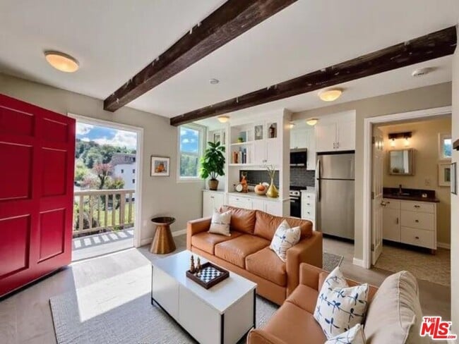 Building Photo - 1920 Preston Ave Unit 3/4