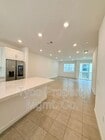 Photo - 784 Vada St