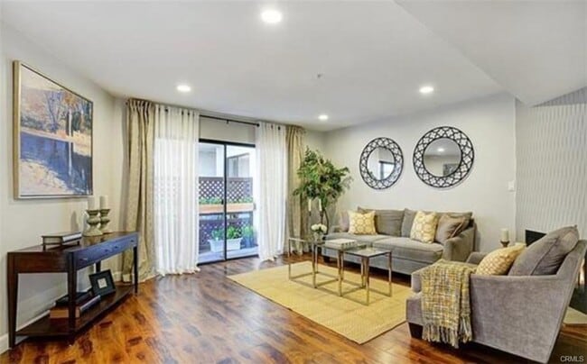 Photo - 315 Raymond Ave