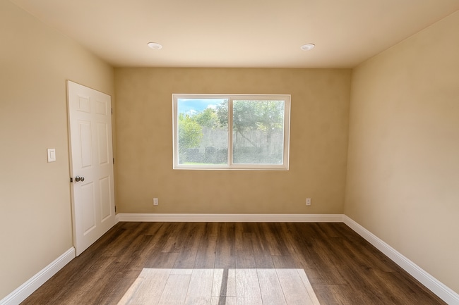 Photo - 4522 W 156th St