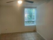 Bdrm Window - 279 Moss St Unit 11 Campestre