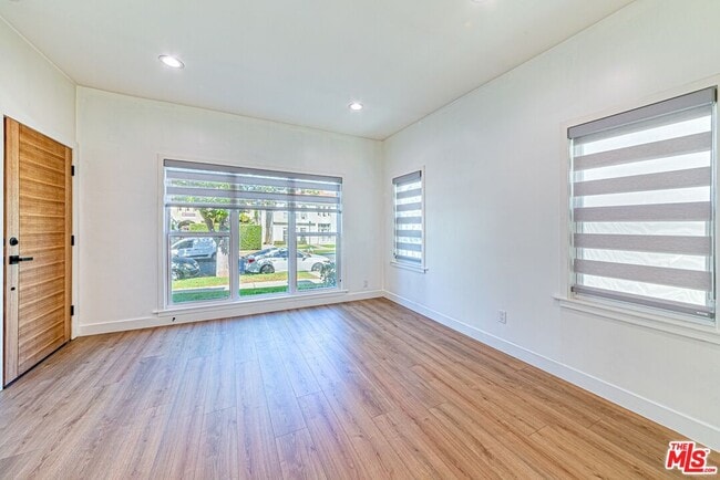 Photo - 1268 S Citrus Ave