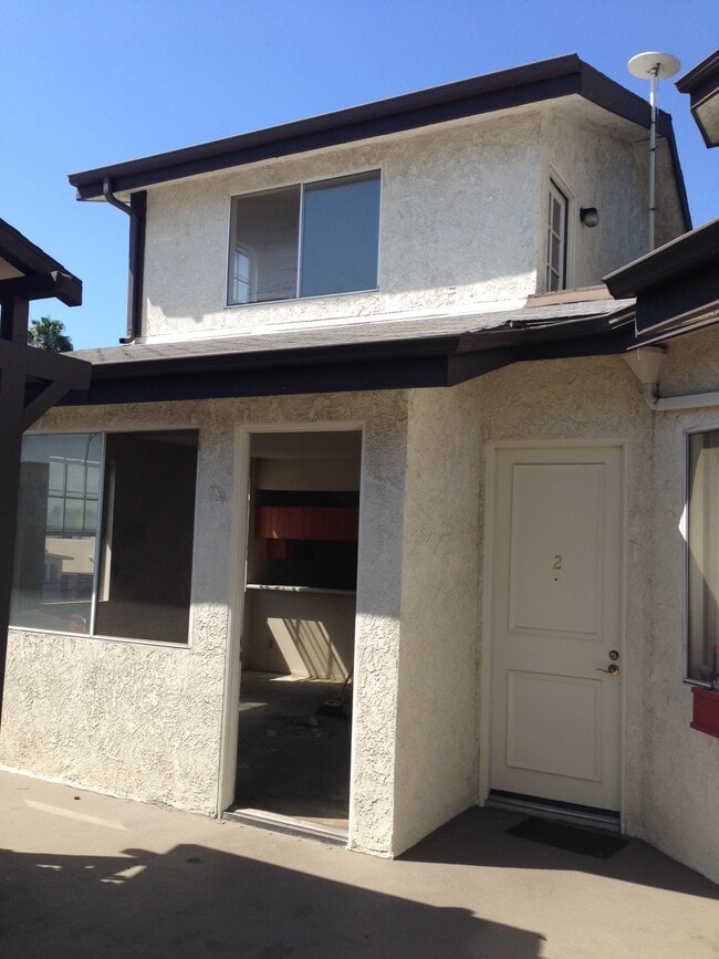 Photo - 7665 Fountain Ave Unit 1