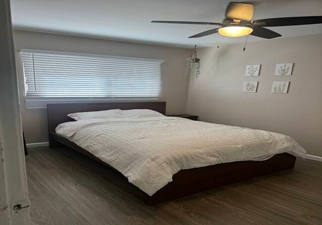 Photo - 2035 Oliver Ave Unit Pacific Beach Condo