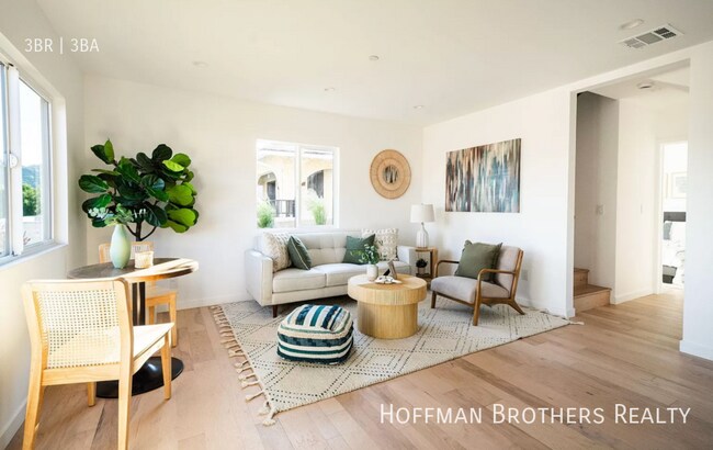 Photo - 2681 Roseview Ave