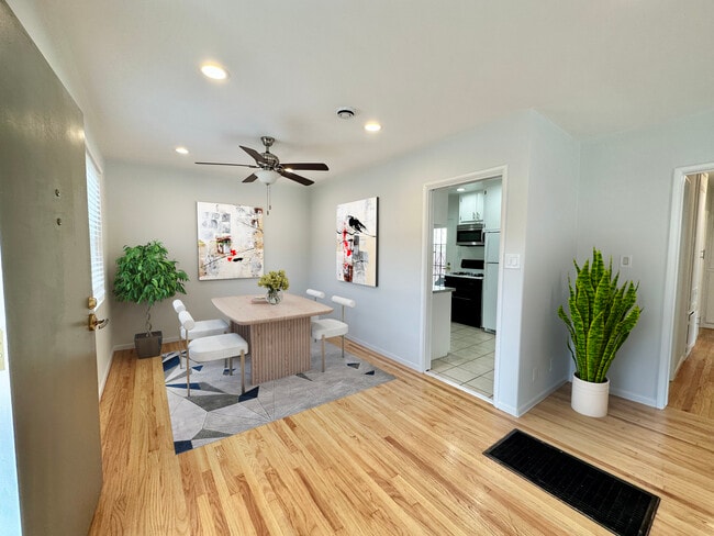 Photo - 8755 Reading Ave