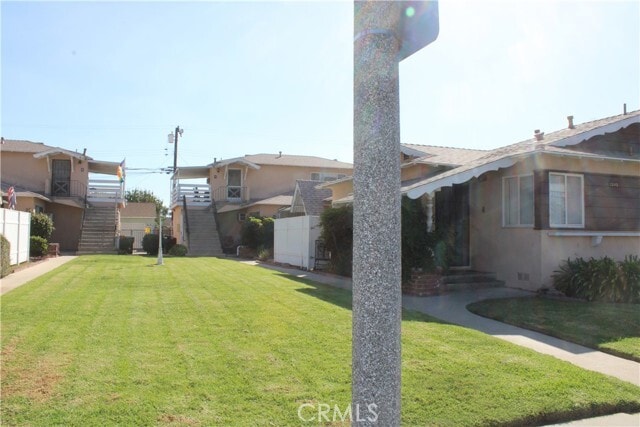 Photo - 1342 W Valencia Dr Unit C