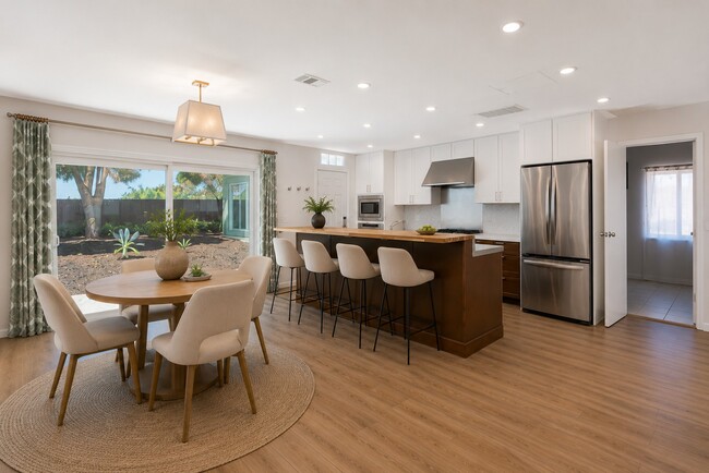 Photo - 4742 Seaford Pl