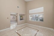 Photo - 930 Primrose Ln