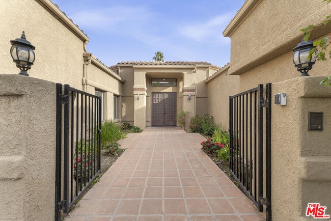 Photo - 3516 Malibu Country Dr