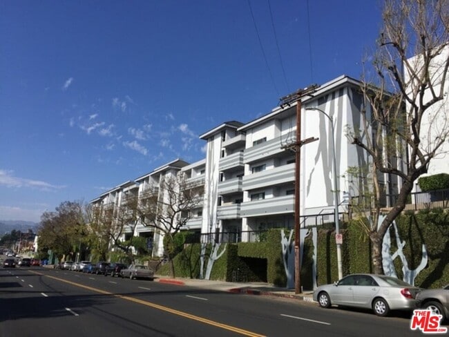 Photo - 160 S Virgil Ave Condo Unit 1-130