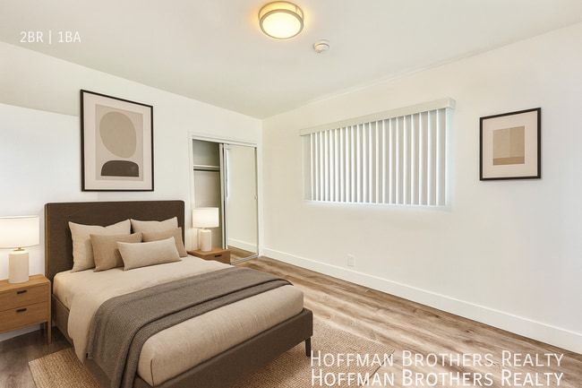 Photo - 2278 W Adams Blvd Unit 5