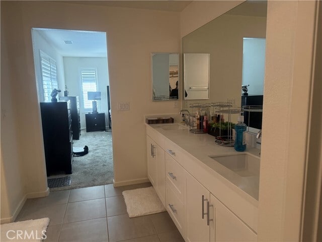 Photo - 467 W Buttercup Ln