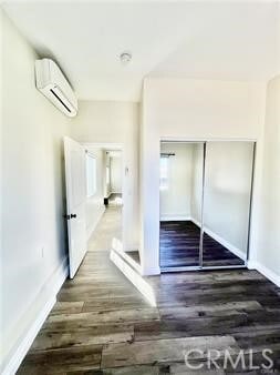 Photo - 5709 Jamieson Ave