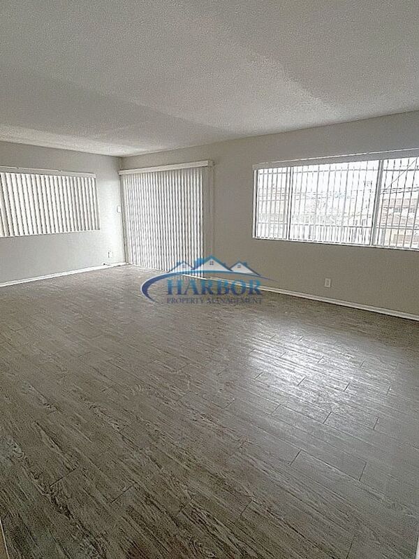 Photo - 822 S Leland St Unit 2