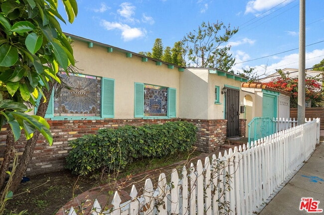 Photo - 8900 Guthrie Ave