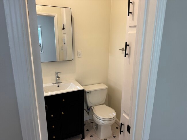 Full Bathroom - 1139 Amoroso Pl Unit 1139